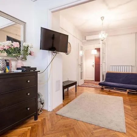 Paulay Deluxe Lägenhet Budapest