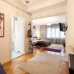 Apartment Cosy And Spacious In The Center